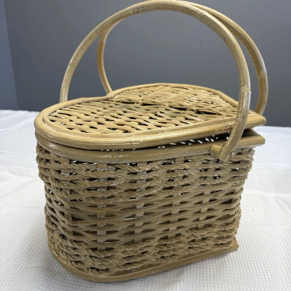 Vintage Heart Shaped Picnic Basket Large Sturdy Classic Woven Wicker Whitewash